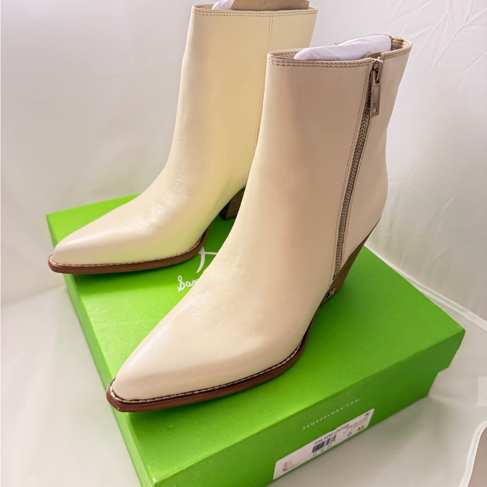 NIB Sam Edelman Women’s Jane Ivory Leather Bootie Pointed Toe Sz 9 Never Worn